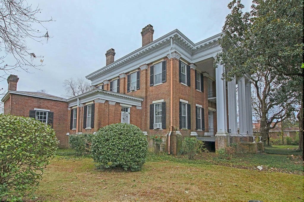 1847 Antebellum For Sale In Columbus Mississippi