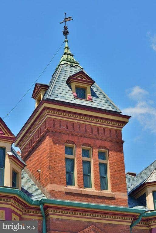 1884 Mansion For Sale In Abbottstown Pennsylvania