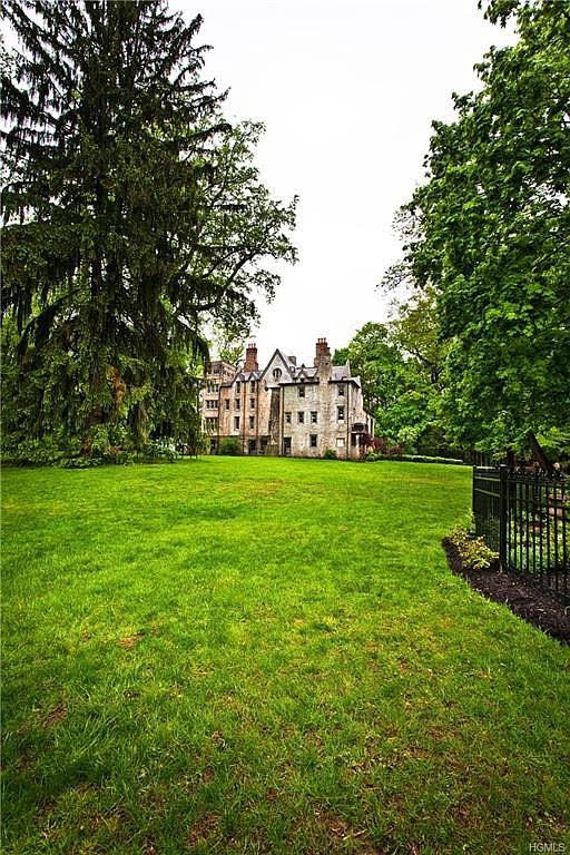 1867 Mansion In Garrison New York — Captivating Houses