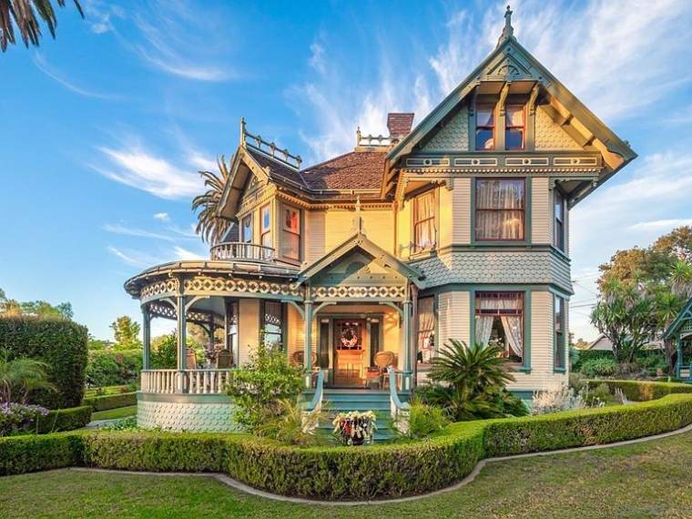 1896 Victorian For Sale In Escondido California — Captivating Houses