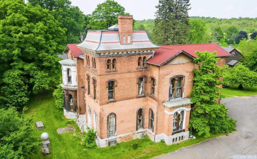 1869 Fixer Upper In Claverack New York — Captivating Houses