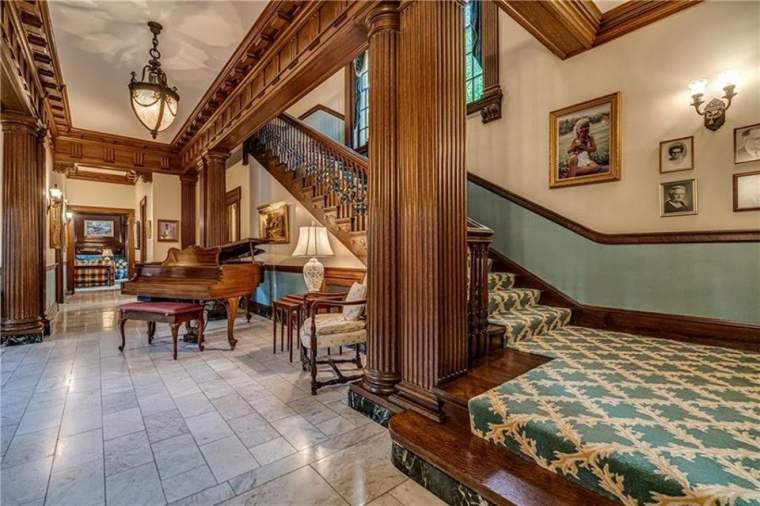 1905 Mansion For Sale In Pittsburgh Pennsylvania — Captivating Houses