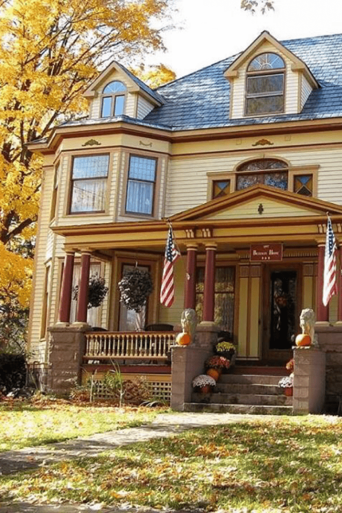 1897 Victorian For Sale In Dundee New York — Captivating Houses