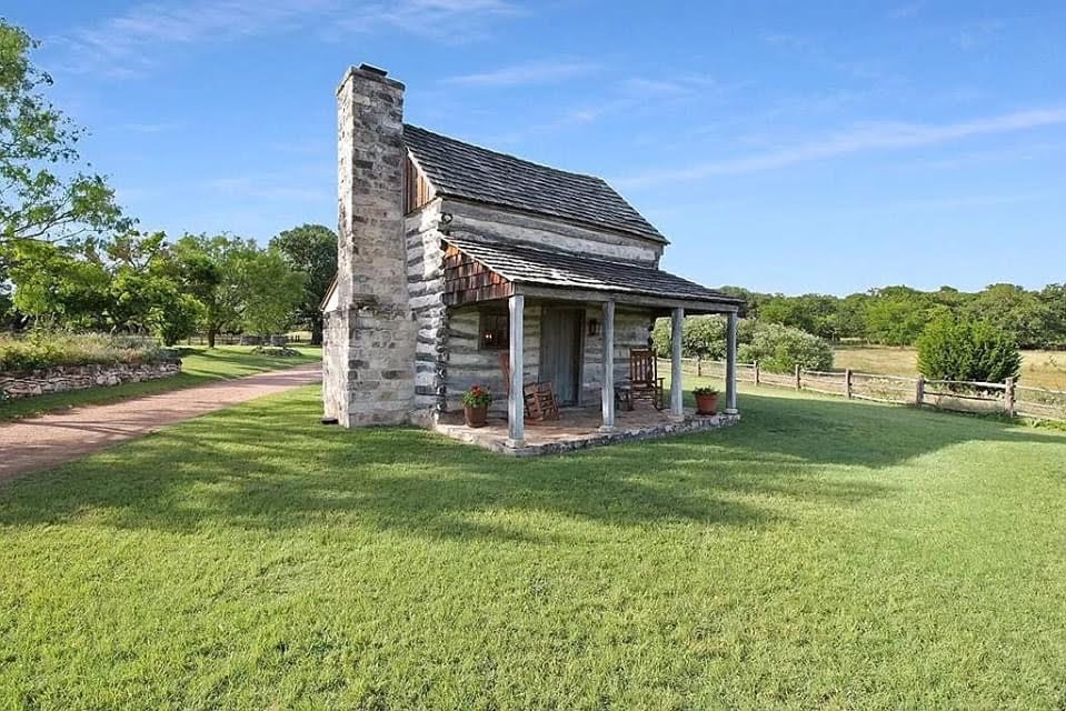 1875 Cabin On 24 Acres In Fredericksburg Texas Captivating Houses