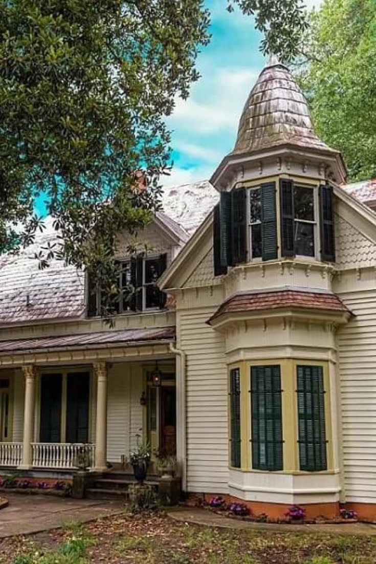 1850 Historic House For Sale In Crawford — Captivating Houses