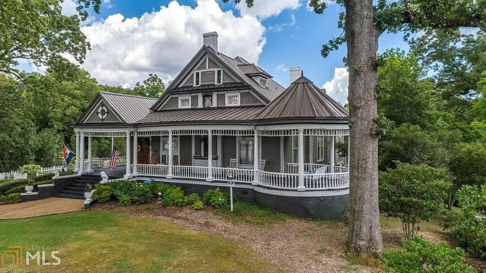 1895 Victorian For Sale In Hogansville — Captivating Houses