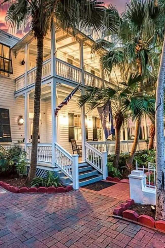 1928 Historic House For Sale In Key West Florida — Captivating Houses