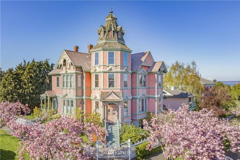 1889 Starrett House For Sale In Port Townsend Washington — Captivating Houses