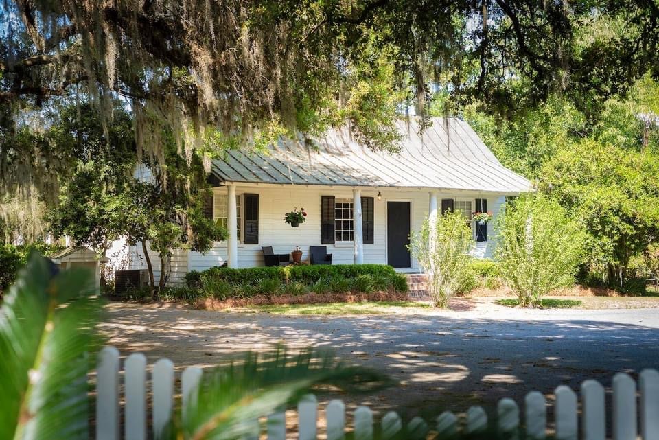 1897 Elizabeth Arden House For Sale In Summerville South Carolina