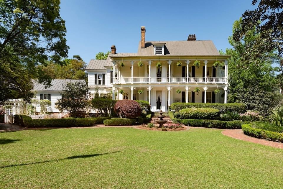 1897 Elizabeth Arden House For Sale In Summerville South Carolina