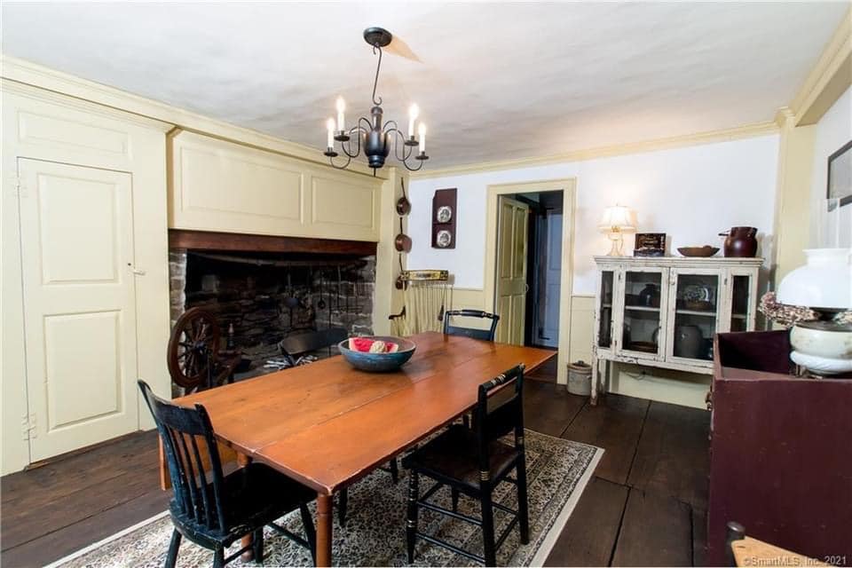 1744 Colonial For Sale In Norwich Connecticut