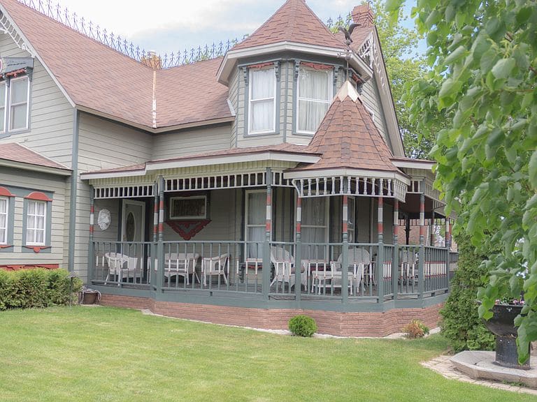 1910 Historic House For Sale In Williston North Dakota