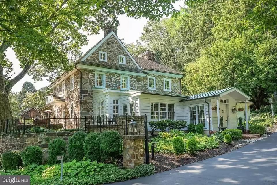 1740 Stone House For Sale In Chester Springs Pennsylvania — Captivating Houses