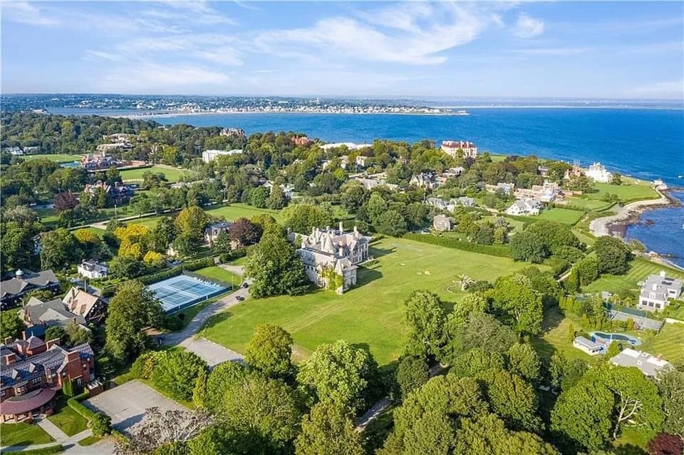 1907 Mansion For Sale In Newport Rhode Island