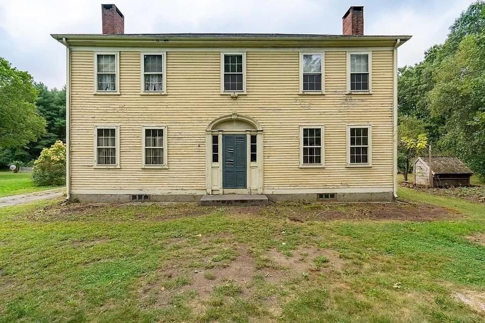 1775 The Ambrose Lincoln Jr House For Sale In Taunton Massachusetts