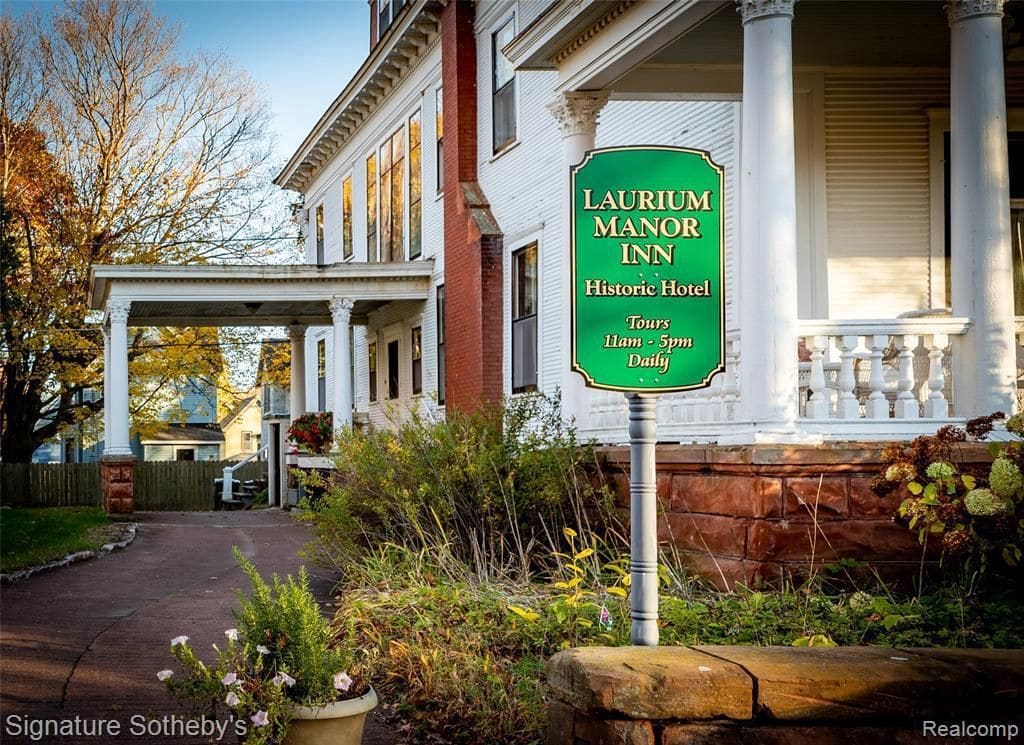 Laurium Manor Inn For Sale In Laurium Michigan