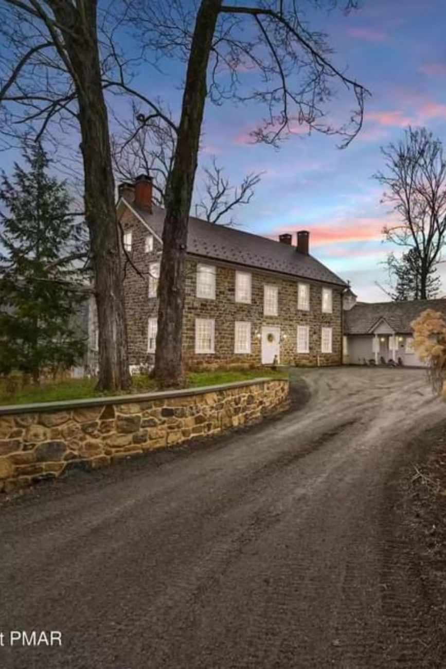 1824 Stone Farmhouse For Sale In Stroudsburg Pennsylvania