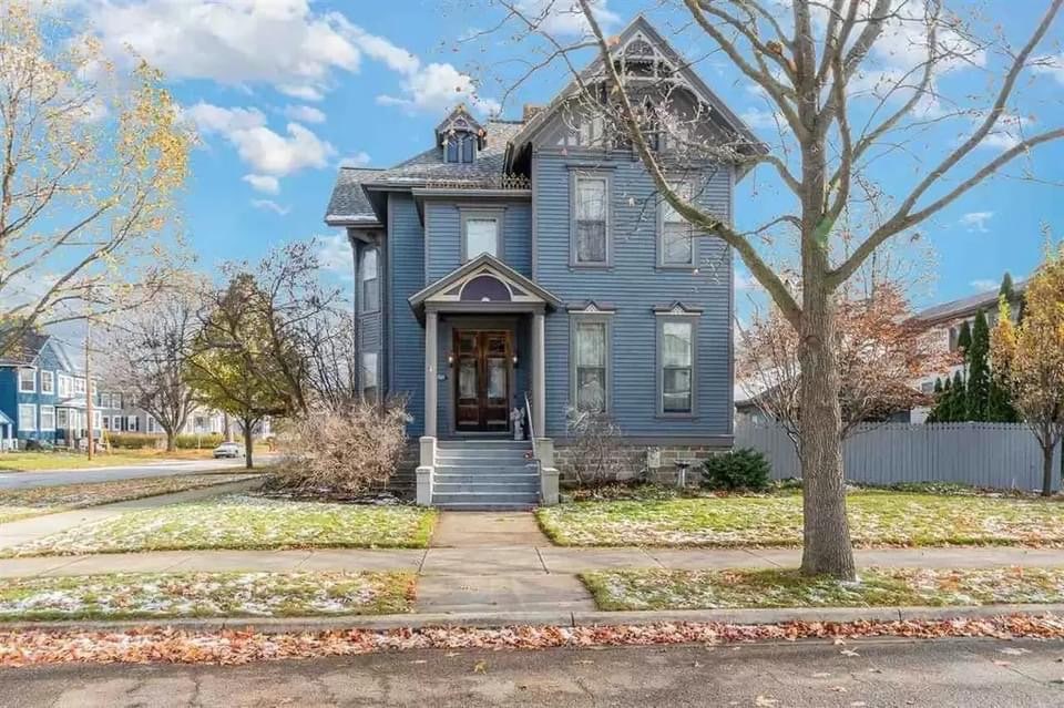 1880 Victorian For Sale In Bay City Michigan