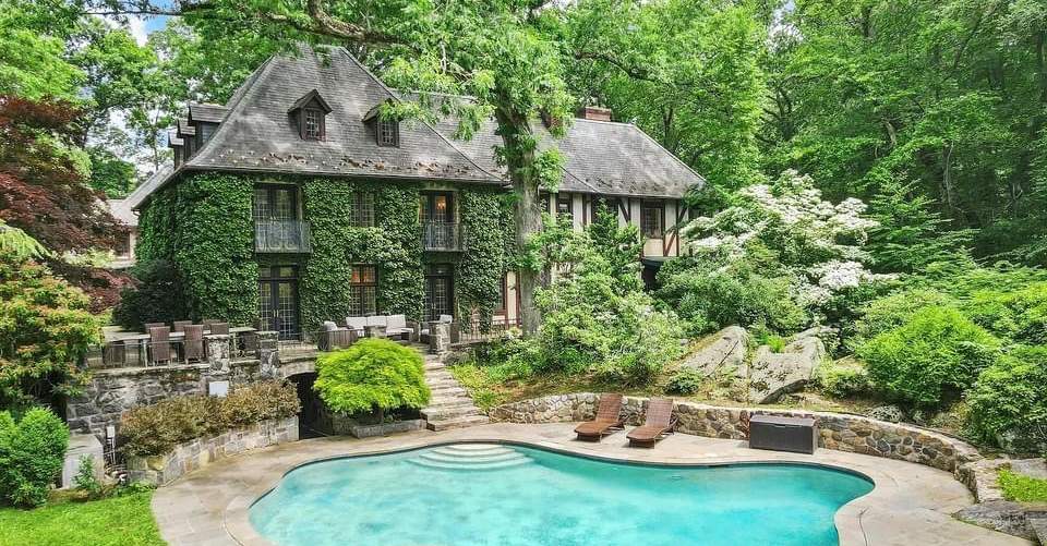 1927 Mansion For Sale In Greenwich Connecticut — Captivating Houses
