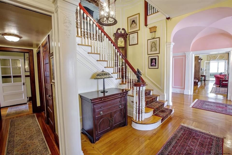 1902 Mansion For Sale In Amsterdam New York