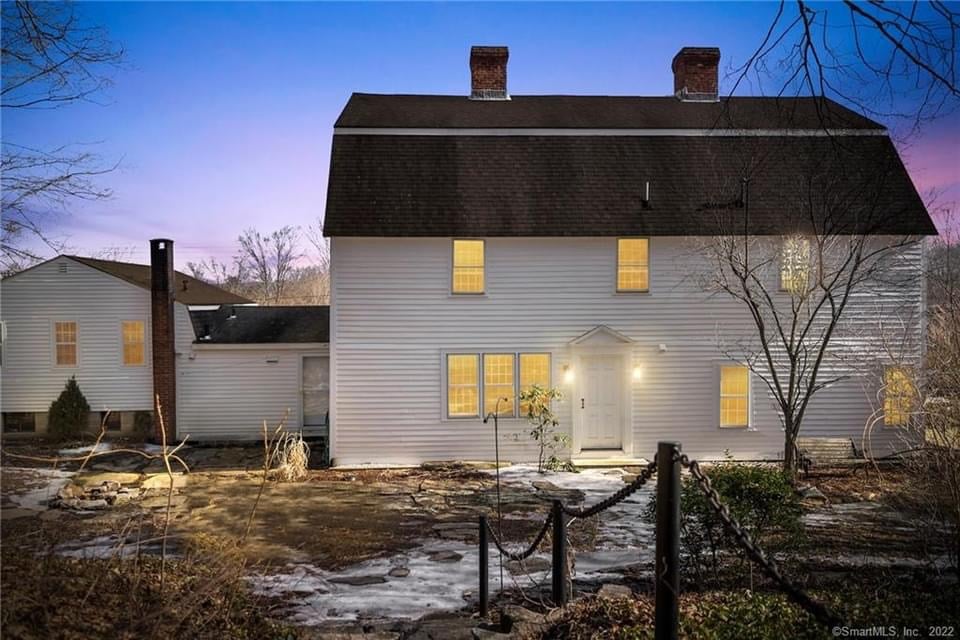 1780 Dutch Colonial For Sale In Mansfield Connecticut