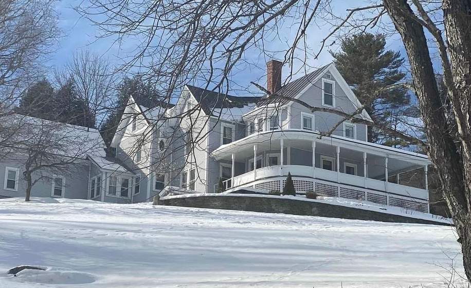 1905 Historic House For Sale In Randolph Vermont — Captivating Houses