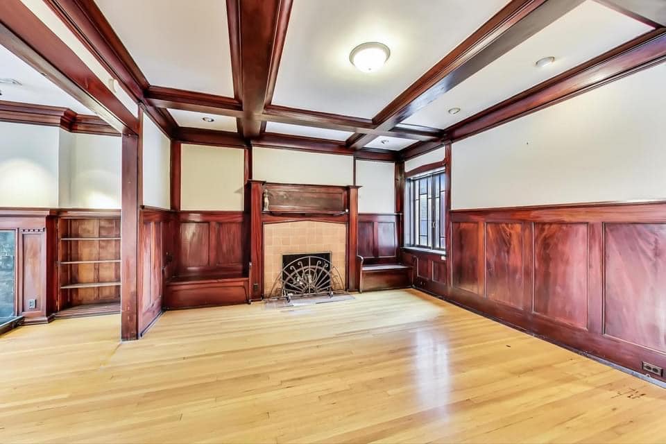 1916 Historic House For Sale In Chicago Illinois