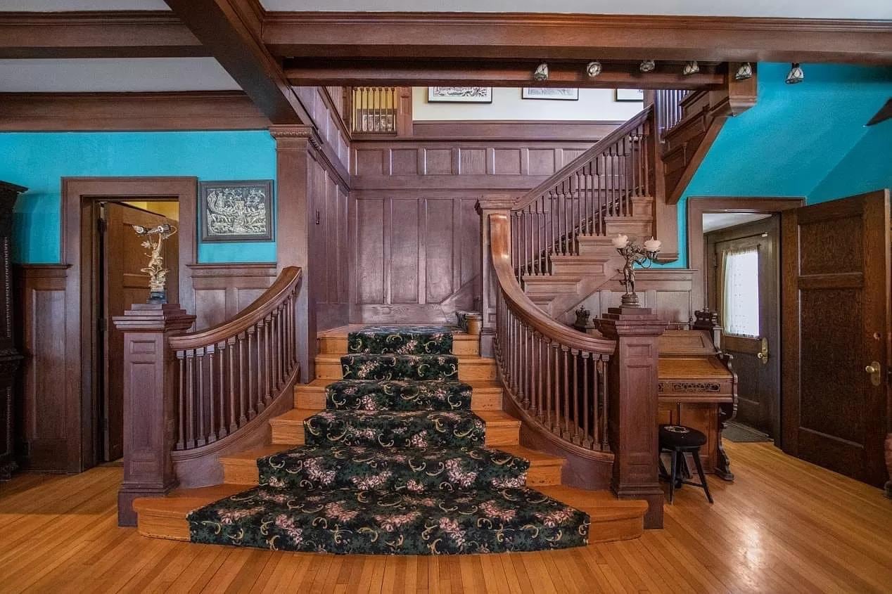 1904 Mansion For Sale In Saint Paul Minnesota