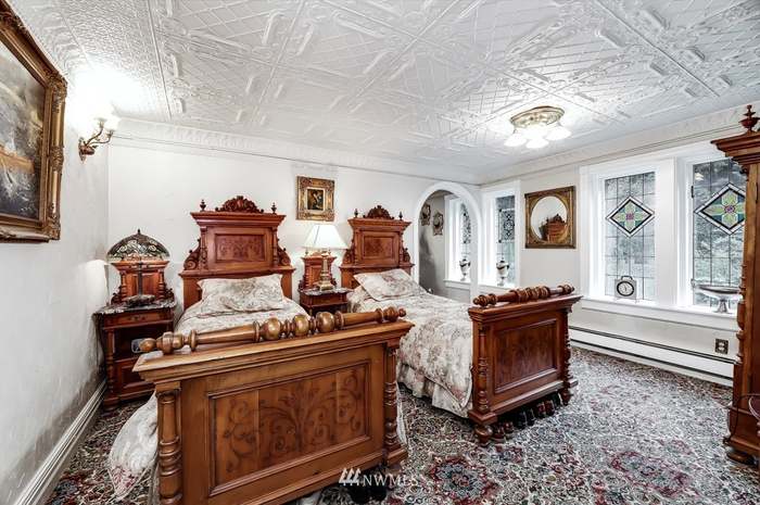 1909 Tudor Revival For Sale In Lakewood Washington