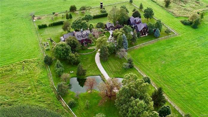 1790 Historic Estate For Sale In King Ferry New York