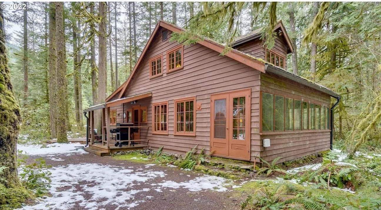 1937 Cabin For Sale In Rhododendron Oregon — Captivating Houses