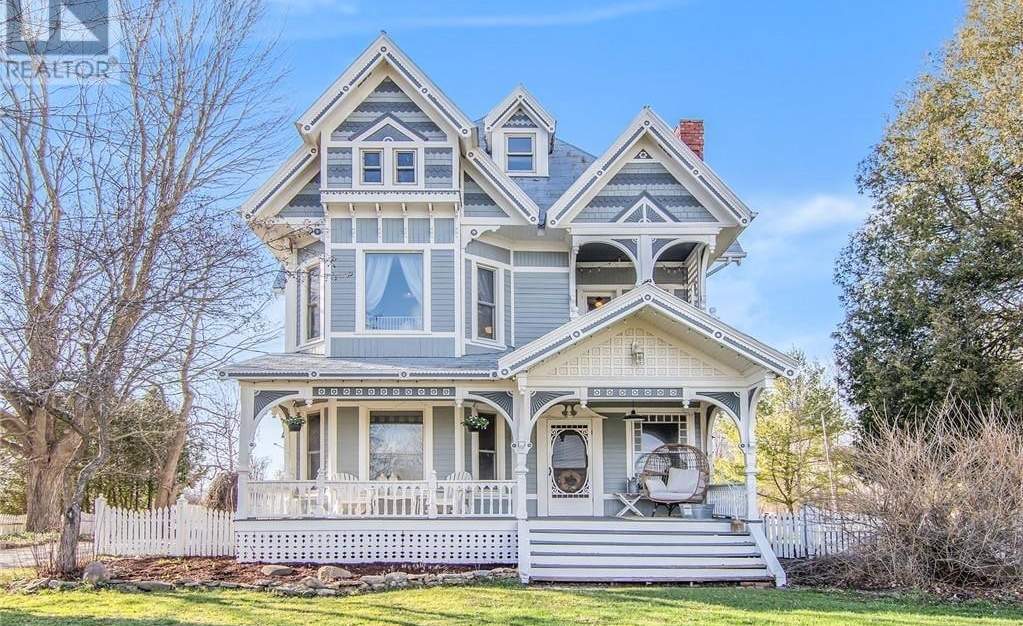 1892 Victorian For Sale In Ontario Canada — Captivating Houses