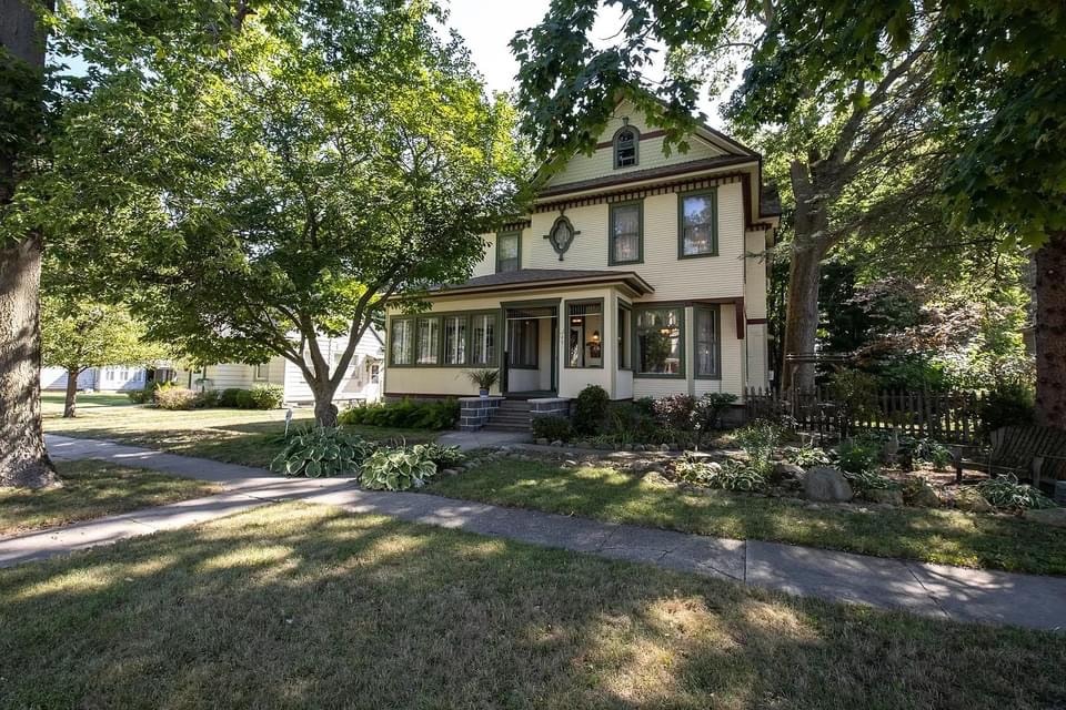 1904 Historic House For Sale In Oregon Illinois