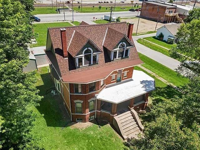 1908 Historic House For Sale In Orrick Missouri