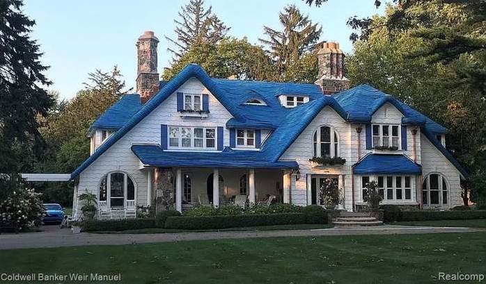 1920 Tudor Revival For Sale In West Bloomfield Michigan — Captivating Houses