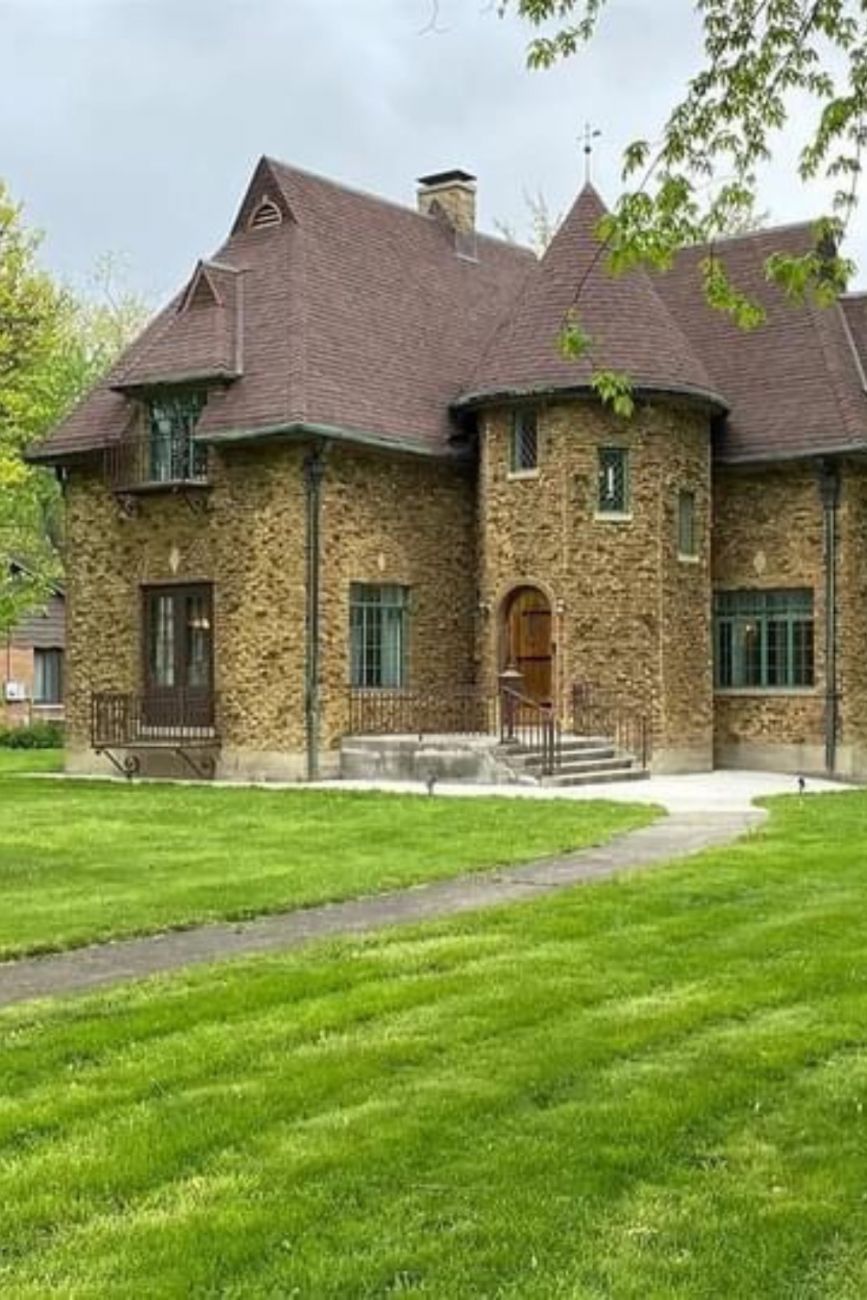 1928 Tudor Revival For Sale In Crown Point Indiana