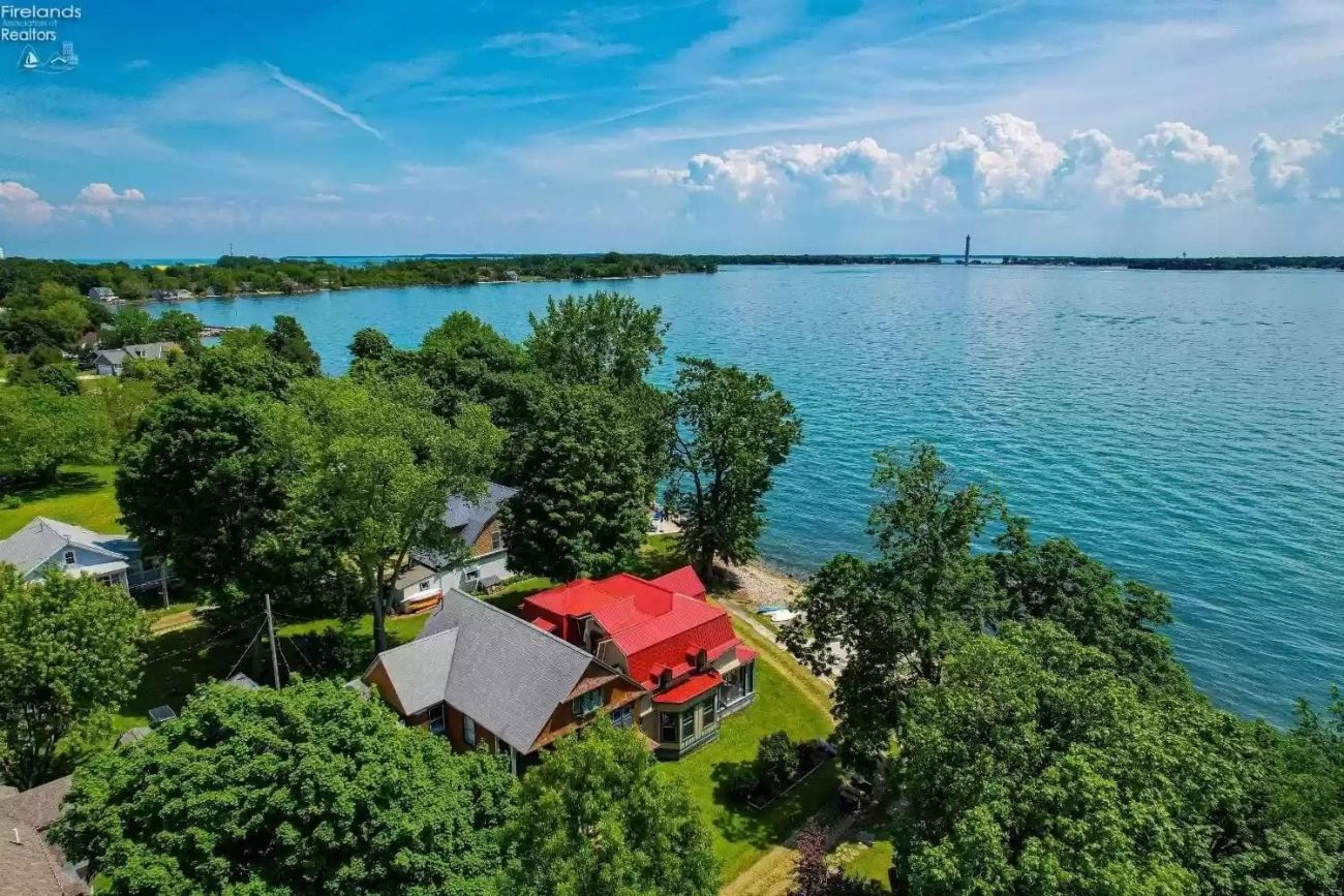 1881 Waterfront House For Sale In Middle Bass Island Ohio