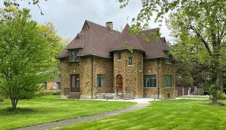 1928 Tudor Revival For Sale In Crown Point Indiana — Captivating Houses