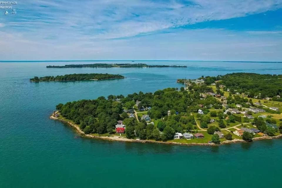 1881 Waterfront House For Sale In Middle Bass Island Ohio