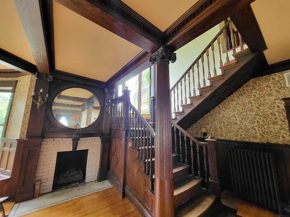 1907 Historic House For Sale In Fort Wayne Indiana