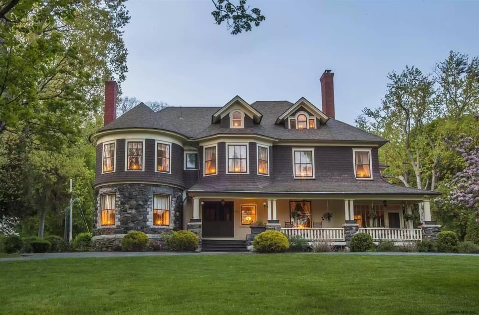 1890 Mansion For Sale In Amsterdam New York