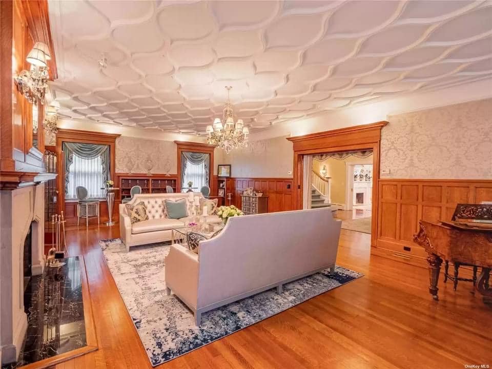 1905 Tudor Revival For Sale In New York City New York