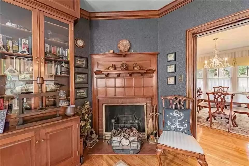 1892 George E. Thackray House For Sale In Johnstown Pennsylvania