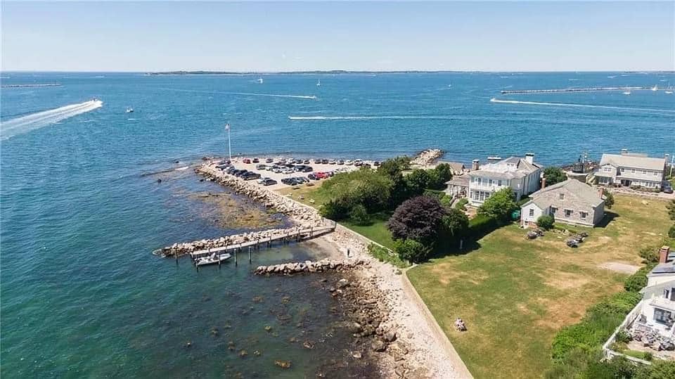 1908 Point House For Sale In Stonington Connecticut