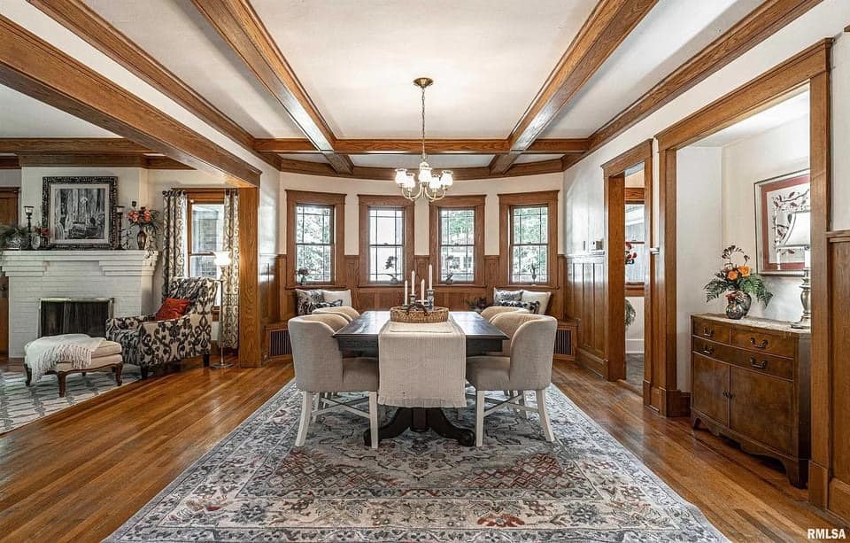 1920 Craftsman For Sale In Lincoln Illinois