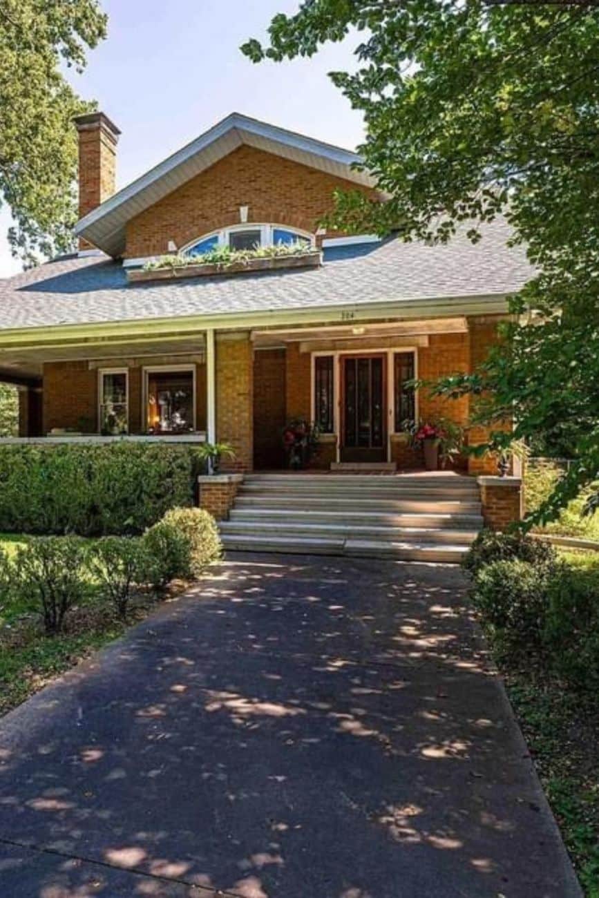 1920 Craftsman For Sale In Lincoln Illinois