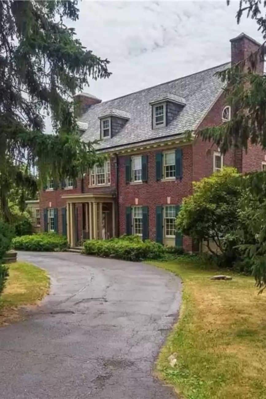 1928 Colonial Revival For Sale In Chautauqua New York