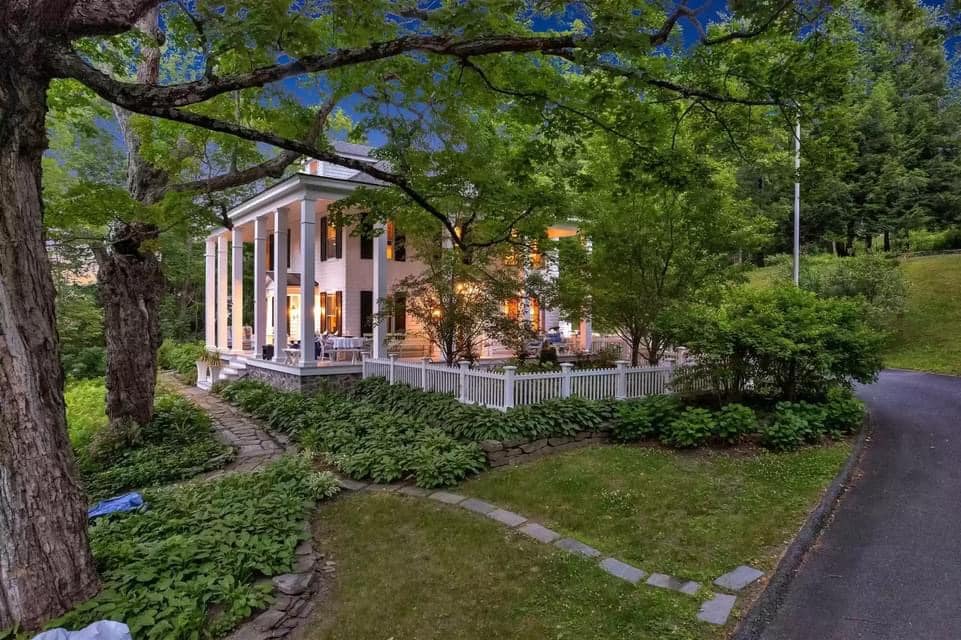1890 Historic House For Sale In Woodstock Vermont