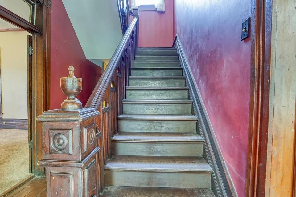 1890 Victorian For Sale In Rogersville Tennessee