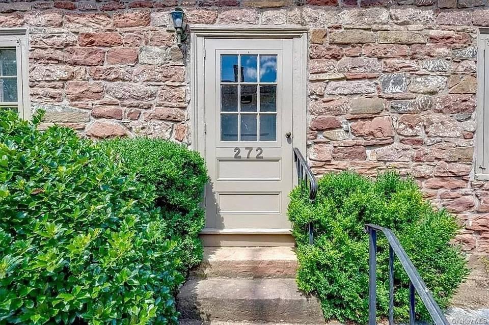 1731 The Sandstone Cottage For Sale In Piermont New York